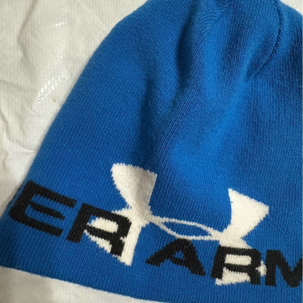 Under Armour Cold Gear Infrared Lined Blue Beanie Hat - Picture 6 of 9